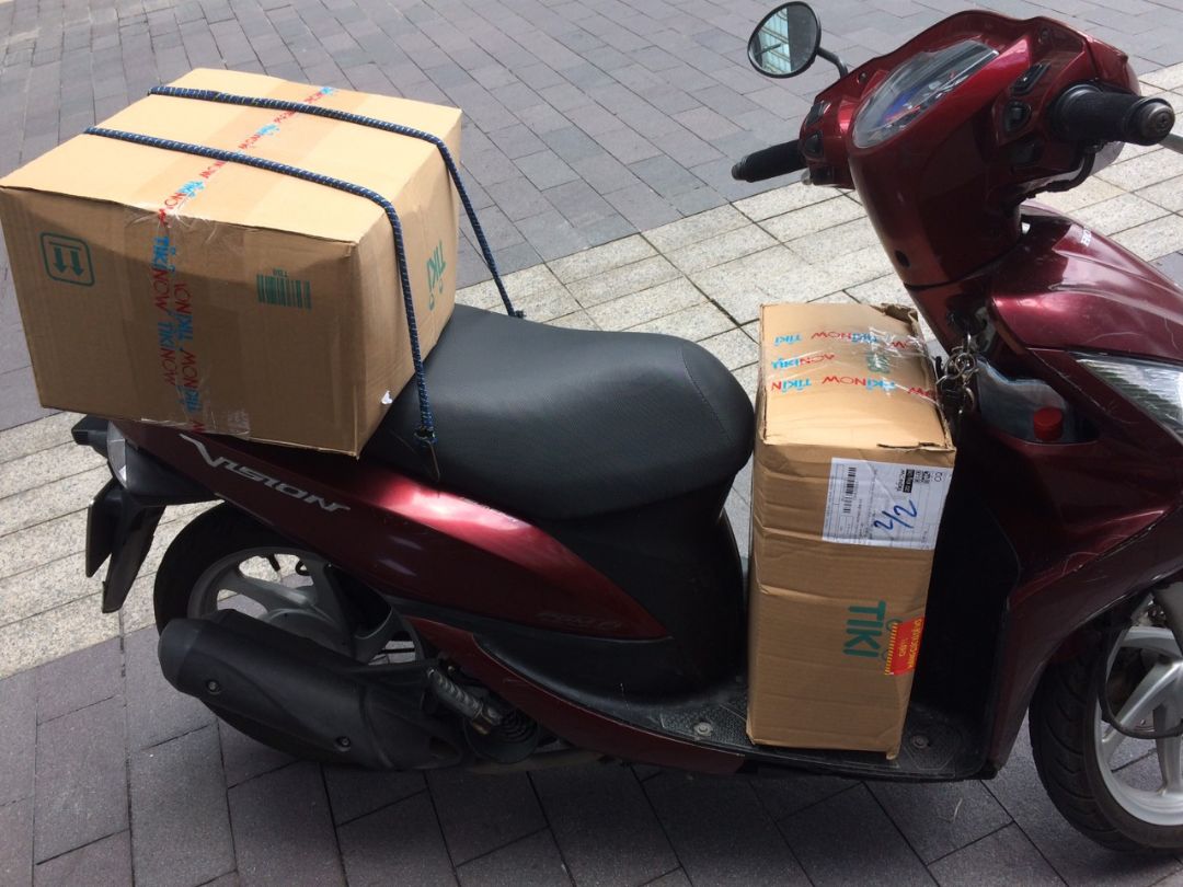 giao hàng nhanh. đóng gói đẹp gọn gàng, đặt hàng hôm trước, ngày hôm sau đến trưa đã có. trong mùa dịch hỗ trợ nhanh. sản phẩm thơm ,