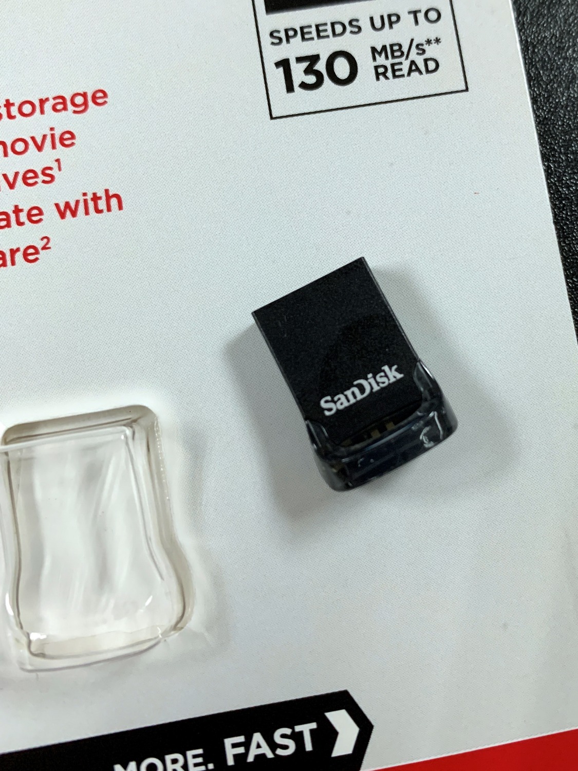 Hàng chính hãng do FPT phân phối, nguyên tem nem phong và tem bảo hành với ngày xuất kho T1/2021 (mua 15/3). Mới dùng 2 hôm cũng chưa nhiều nhưng cơ bản thấy chất lượng ok, tốc độ copy ổn định.
Tiki hẹn giao ngày 17/3 nhưng 18 mới nhận được hàng, ko phải vấn đề lớn vì mình cũng chẳng vội, nhưng nên có thông báo qua web hoặc app thì tốt hơn.