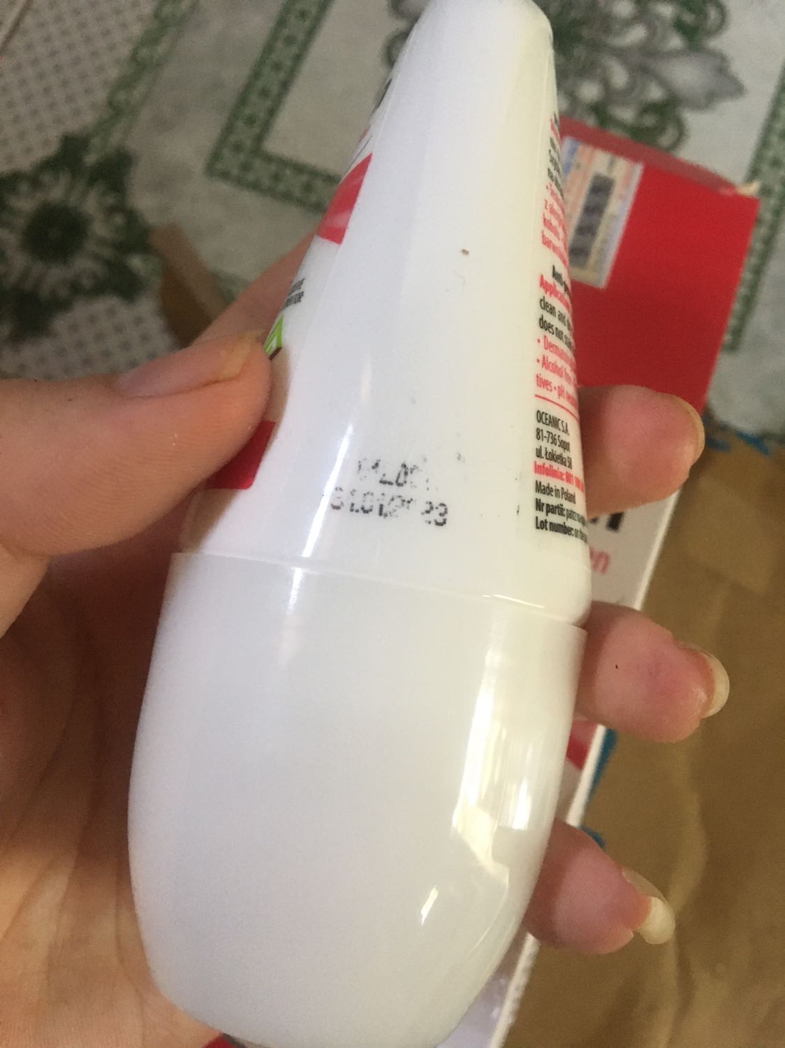 giao hàng đúng hẹn ??
shipper giao hàng thân thiện
hộp ngoài có hơi méo nhưng bên trong được đóng gói kiz lưỡng ??
bật cam quét qr thì quét duoc nhưng mở trong safari thì kh tìm kiem duoc kết quả nào :??
hộp mới nguyên nhưng có điều nsx và hsd bị mờ :)) hết hạn hay sao mà bị vậy ?
còn về chất lượng thì hợp túi tiền .??‍♀️
thiếu 1 sao mong tiki xem xét lại để hoàn thiện sp tốt hơn:3