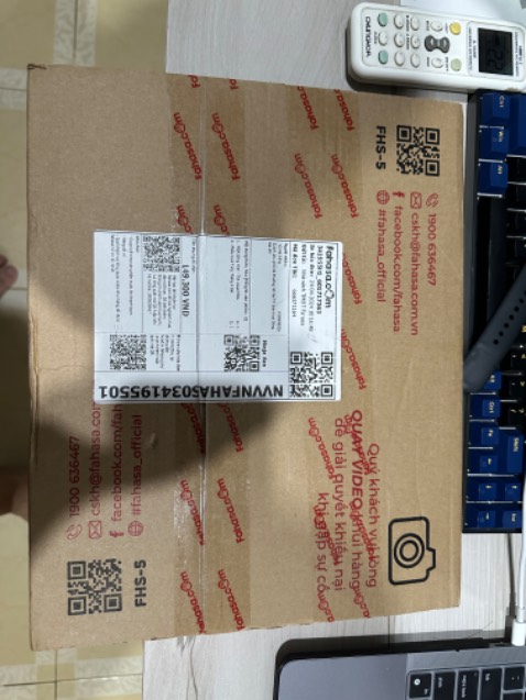 Đóng gói hàng cẩn thận
Được tặng thêm 2 voucher mua hàng
Chất liệu giấy tốt, dày