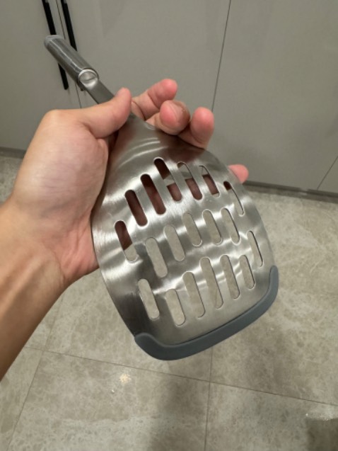 Sản phẩm quá to, xấu, chất lượng kém