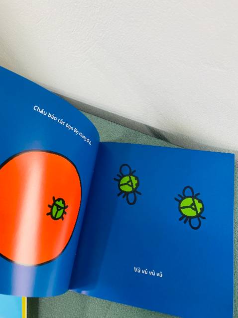 con tớ thích ehon lắm, nên cho con tiếp xúc với sách sớm mẹ ạ con tớ thích ehon lắm, nên cho con tiếp xúc với sách sớm mẹ ạ