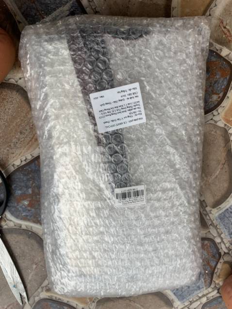 Giao hàng nhanh đóng gói cẩn thận, bình inox dày dặn