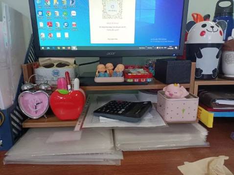 Kệ để máy tính shop NASI Store đẹp, dễ lắp ráp, kệ gỗ cứng cáp lắm nha mọi người. Bàn làm việc gọn gàng hẳn. Giá cả hợp lý, nói chung là rẻ, chất lượng tốt, shop giao hàng nhanh Kệ để máy tính shop NASI Store đẹp, dễ lắp ráp, kệ gỗ cứng cáp lắm nha mọi người. Bàn làm việc gọn gàng hẳn. Giá cả hợp lý, nói chung là rẻ, chất lượng tốt, shop giao hàng nhanh