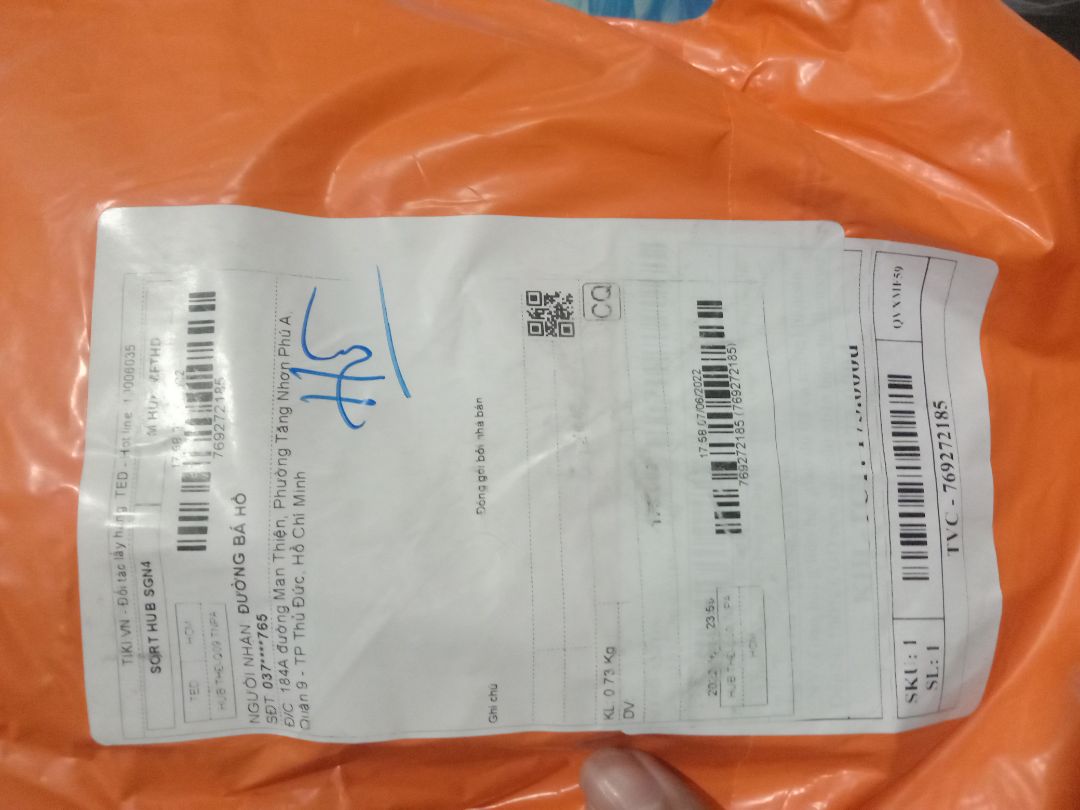 tôi không chấp nhận sản phẩm như vậy, không có hộp gì hết, bây giờ tôi trả lại hoàn tiền cho Tôi,treo đầu dê bán thịt *** à