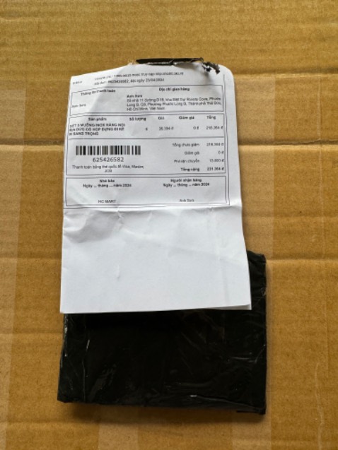 Tôi bị *** đảo.
Đặt 6 set muỗng, mỗi set 5 muỗng mà nhận được 1 tờ giấy *** ton.