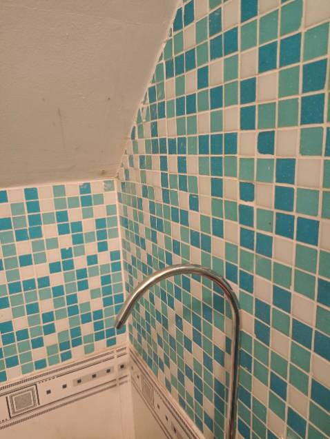 OK, nhỏ gọn và tiện lợi nên lắp đâu cũng được, bộ máy lọc nhìn sang trọng mà tui đi lắp gần phòng tắm, hơi tiếc nhưng vì nhà thuê nên diện tích có hạn, kakaka. Cảm ơn shop