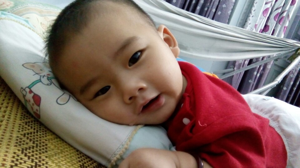 Mình nấu bình siêu tốc Sunhouse dung tích 1.8 lít, nhưng khi đổ vào bnh thủy thì ko hêt nước, con khoảng 200ml thừa ở ngoài, Trong khi bình thủy tới 2lit, ai có thể lý giả cho minh ko