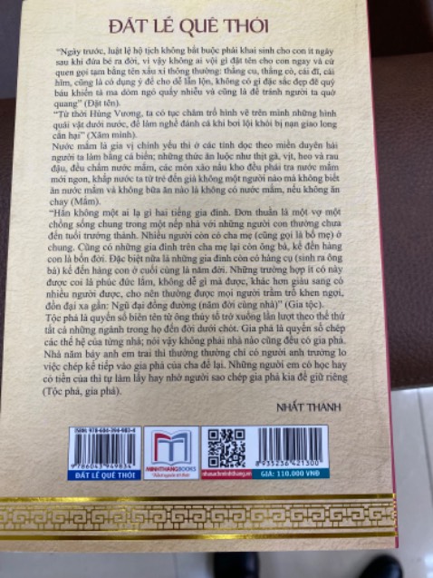 Sách đẹp, chữ in rõ ràng, dễ đọc. Nội dung nói về văn hoá dân tộc, nhưng đậm nét nhất là văn hoá bắc bộ
