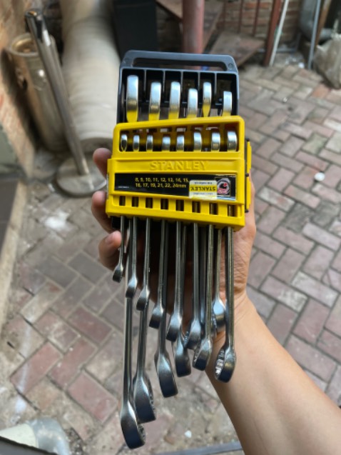 Nhìn cứng cáp, các khớp khoá cạnh gọn rõ nét.
Dùng thời gian xem thế nào, giờ đánh giá 5sao trước