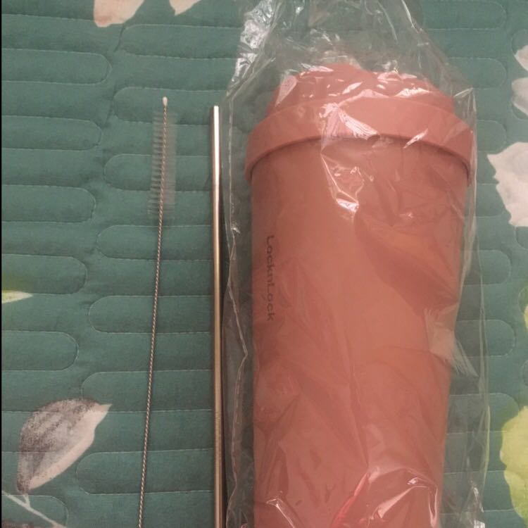 Giá thành phải chăng, Sản phẩm đẹp, chất lượng quá Ok. Rất đáng để mua