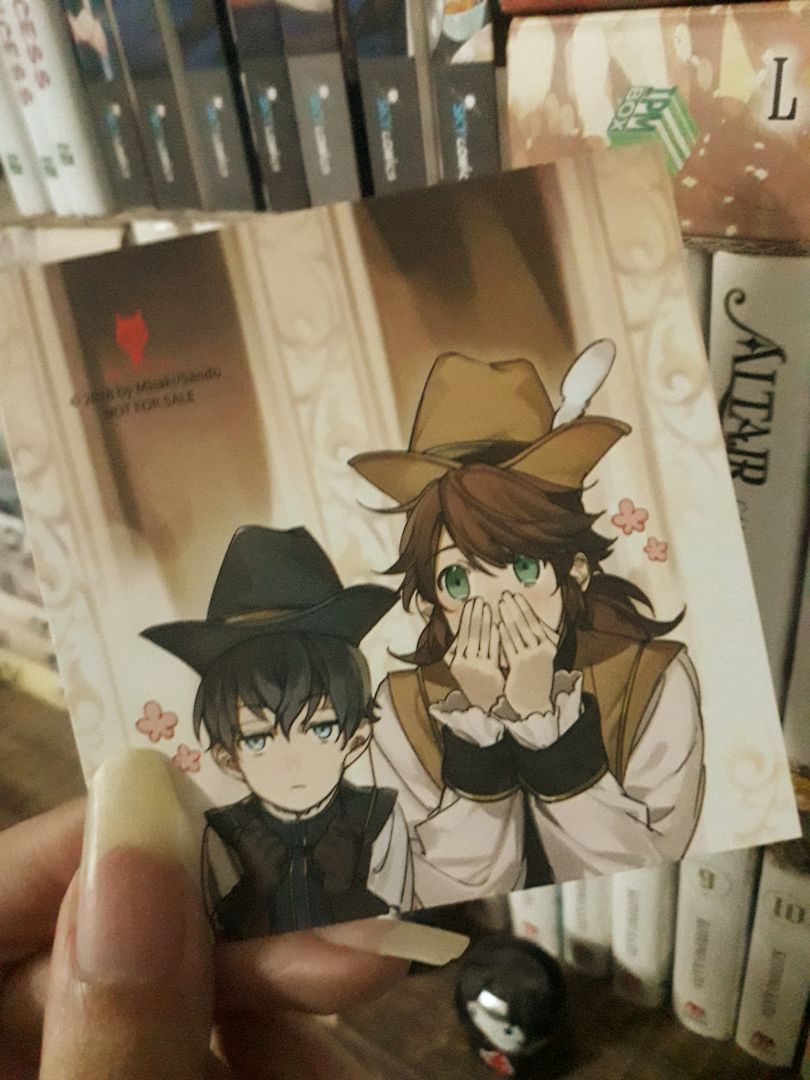 25 tây mới phát hành mà 24 tây đã được nhận, tiki giao siêu nhanh luôn. goods đợt này màu đẹp và sắc nét hơn ở vol 1. điểm trừ duy nhất là bị lỗi xuống dòng.