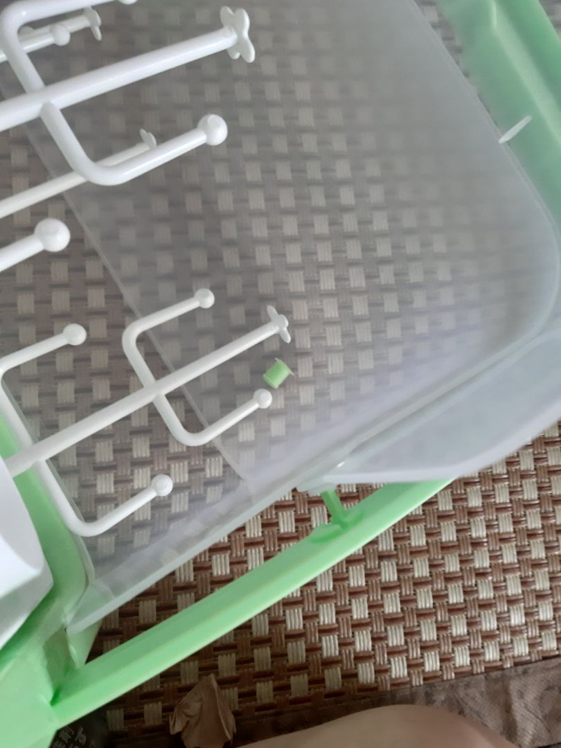 cách đóng gói hàng nhựa quá sơ sài chỉ bịch quấn bằng túi nilong nên bị gãy tai nhựa. giao hàng đúng ngày. trước giờ mua hàng tiki mà giờ chắc xem lại.
lỗi sản phẩm này có đổi được ko shop?