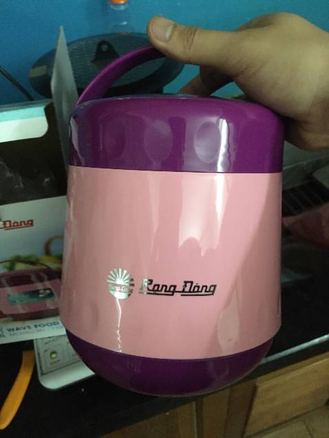 Bình đẹp dễ thương, để cơm từ sáng đến trưa vẫn ấm.