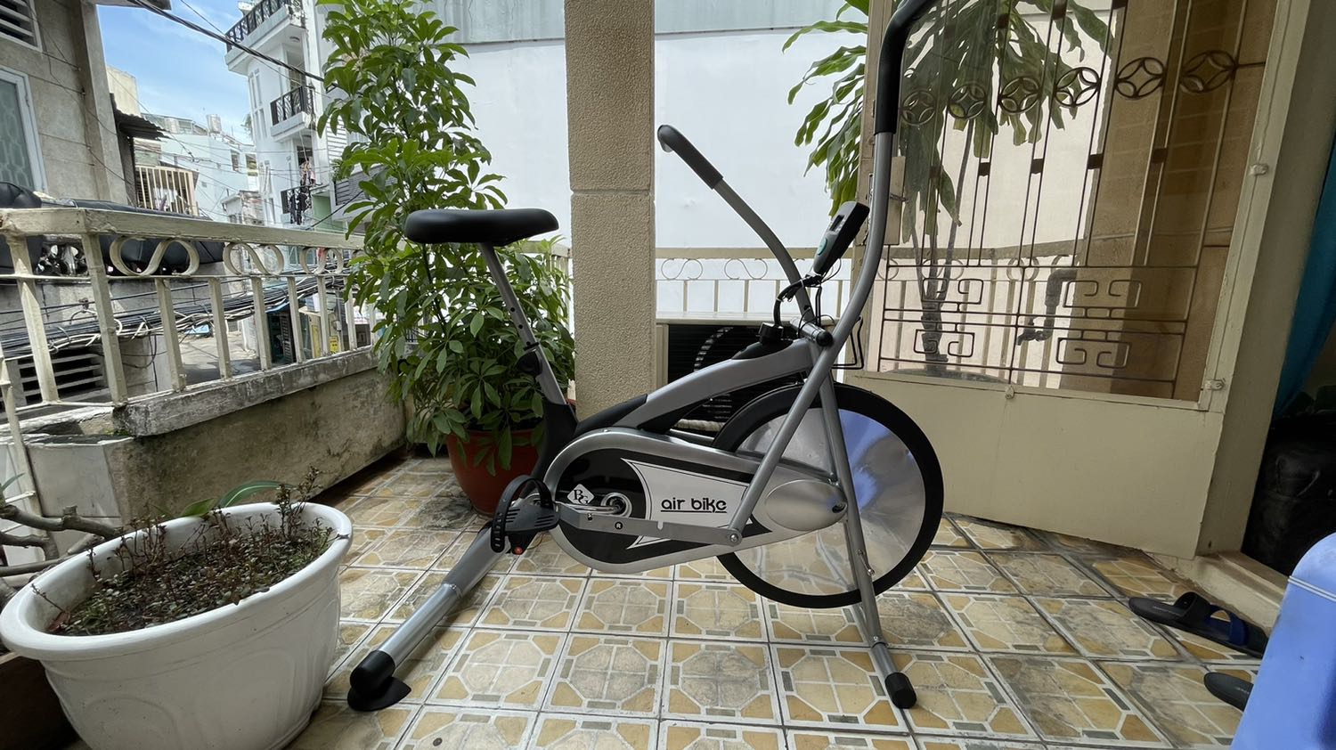 Hàng tốt chắc chắn có cảm ứng đo nhịp tim, giá rẻ hàng chất lượng. Khác hẳn với hàng trung quốc tầm giá 2.***. 5 sao cho shop, đóng gói cẩn thận. Hàng tốt chắc chắn có cảm ứng đo nhịp tim, giá rẻ hàng chất lượng. Khác hẳn với hàng trung quốc tầm giá 2.***. 5 sao cho shop, đóng gói cẩn thận.