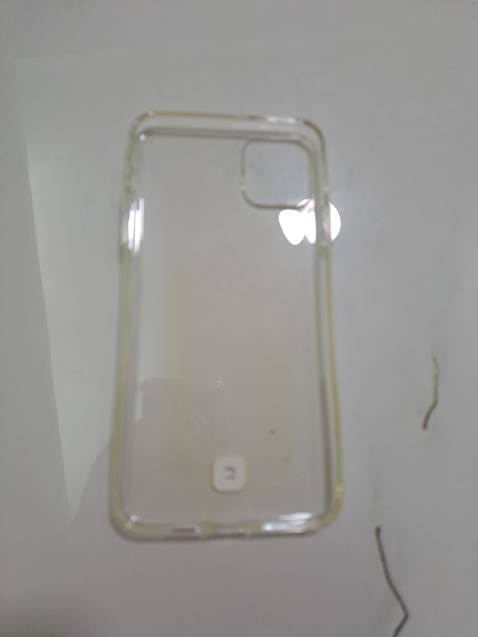 Chưa nhận đc sp, ***, hình như giao nhầm hàng rồi, mình có nhận đc 1 ốp lưng ko đặt. Các bạn liên hệ lại mình để đổi trả nhé, tks.