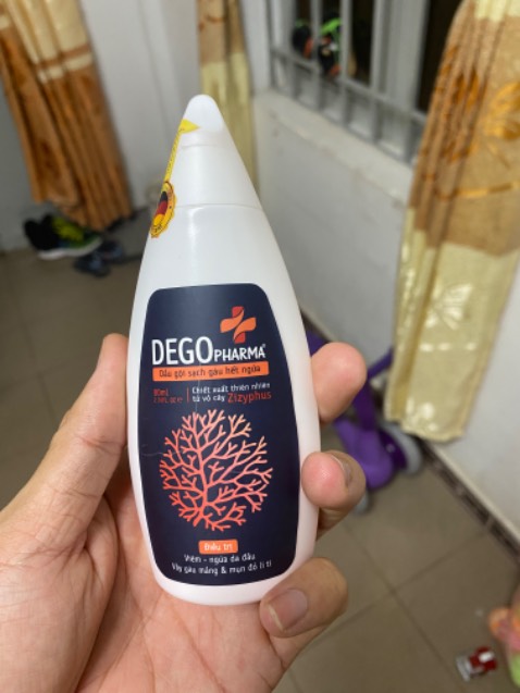 Hàng tốt, sạch gàu nấm, nhưng ngày nào cũng phải gội :(