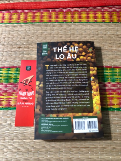 Hình thức bên ngoài sách nhìn đẹp. Nội dung thì mình phải đọc xong mới đánh giá được. Shop đóng gói rất cẩn thận.