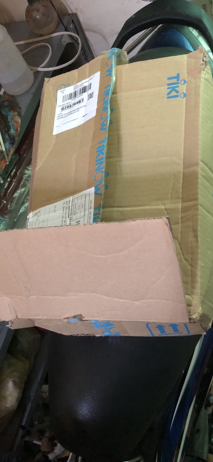 Có nhận được đâu mà đánh giá. Giao hàng thì thùng hàng đã bị mở toanh rồi thiếu bịch gạo lứt. Nhắn tin, gọi điện gởi *** đủ mà cũng chỉ nhận để kiểm tra. Mà từ bữa giờ chưa thấy hồi âm. RẤT RẤT THẤT VỌNG VỀ HỖ TRỢ CỦA TIKI. Sẽ không bao giờ quay lại mua một lần nào nữa.