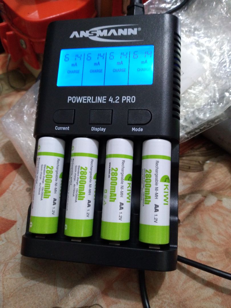 sạc rất tốt kiểm tra được dung lượng pin ok shop