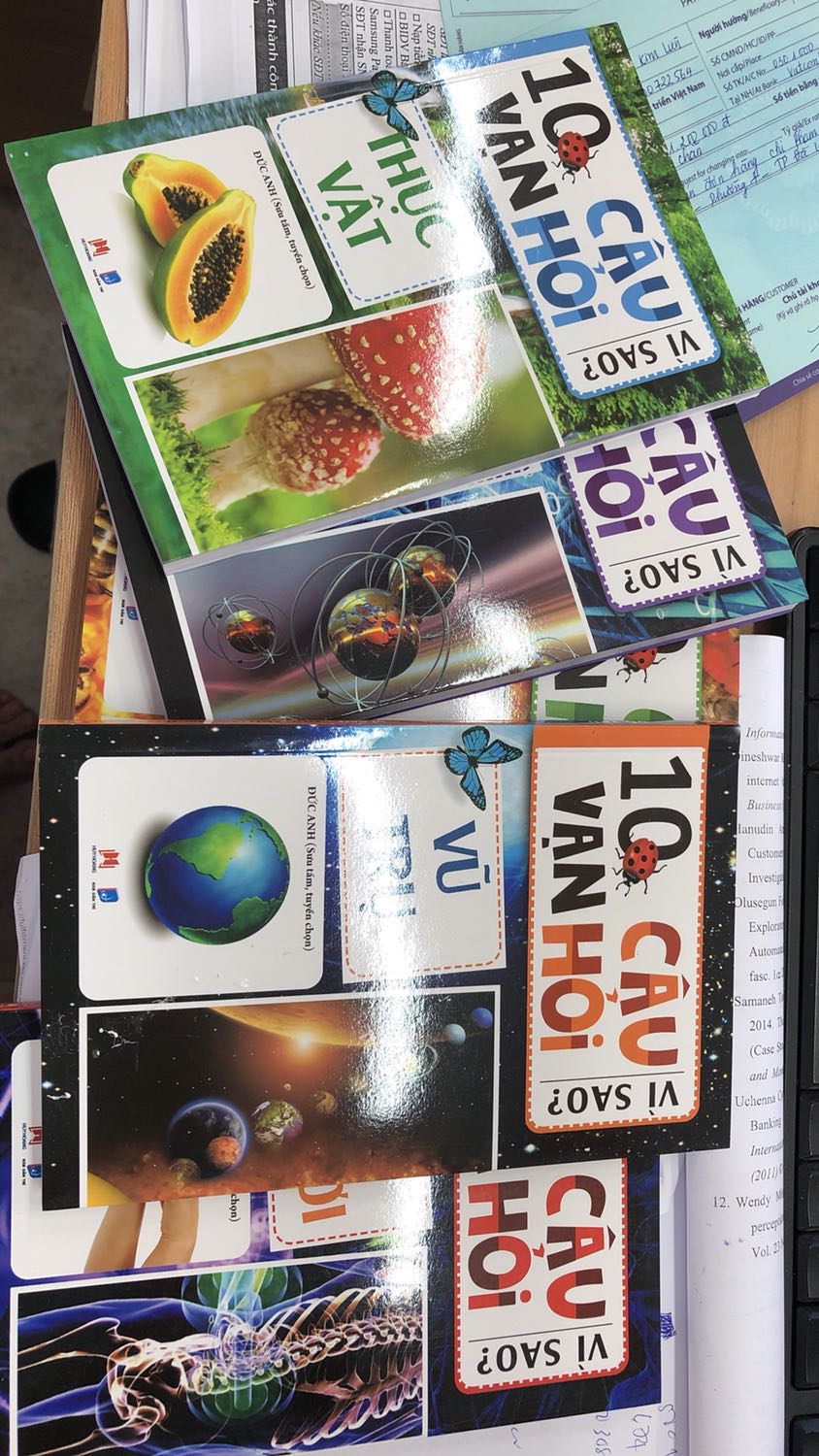 Đã chọn mua combo này. Rất ko hài lòng. Tôi có sử dụng book care nhưng cái mà tôi nhận được thì combo 5 quyển sách trong 1 bịch nylon . Gửi *** thắc mắc thì ko thấy phản hồi . Trong khi book care của tôi vẫn bị trừ .