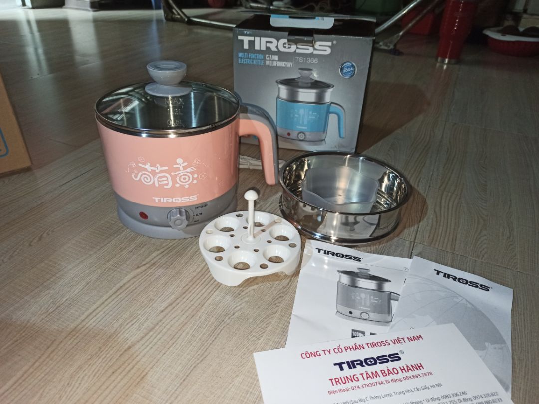 Mẫu rất xinh, chắc tay, các phụ kiện đều là nhựa tốt và inox 304, chọn chế độ fast đun sôi nuớc và luộc trứng cực nhanh, hơn bếp ga luôn. Có giấy bảo hành và đầy đủ. Thay vì tiết kiệm tiền mua mấy loại giá rẻ inox không đảm bảo thì mua cái này an tòan hơn. Sức khỏe quan trọng.