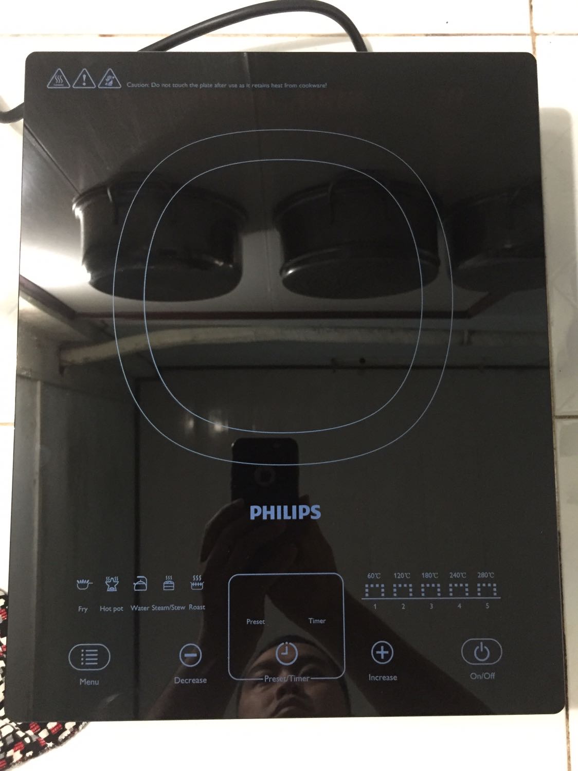 Sản phẩm đẹp, đúng quảng cáo. Tiếng quạt hơi to