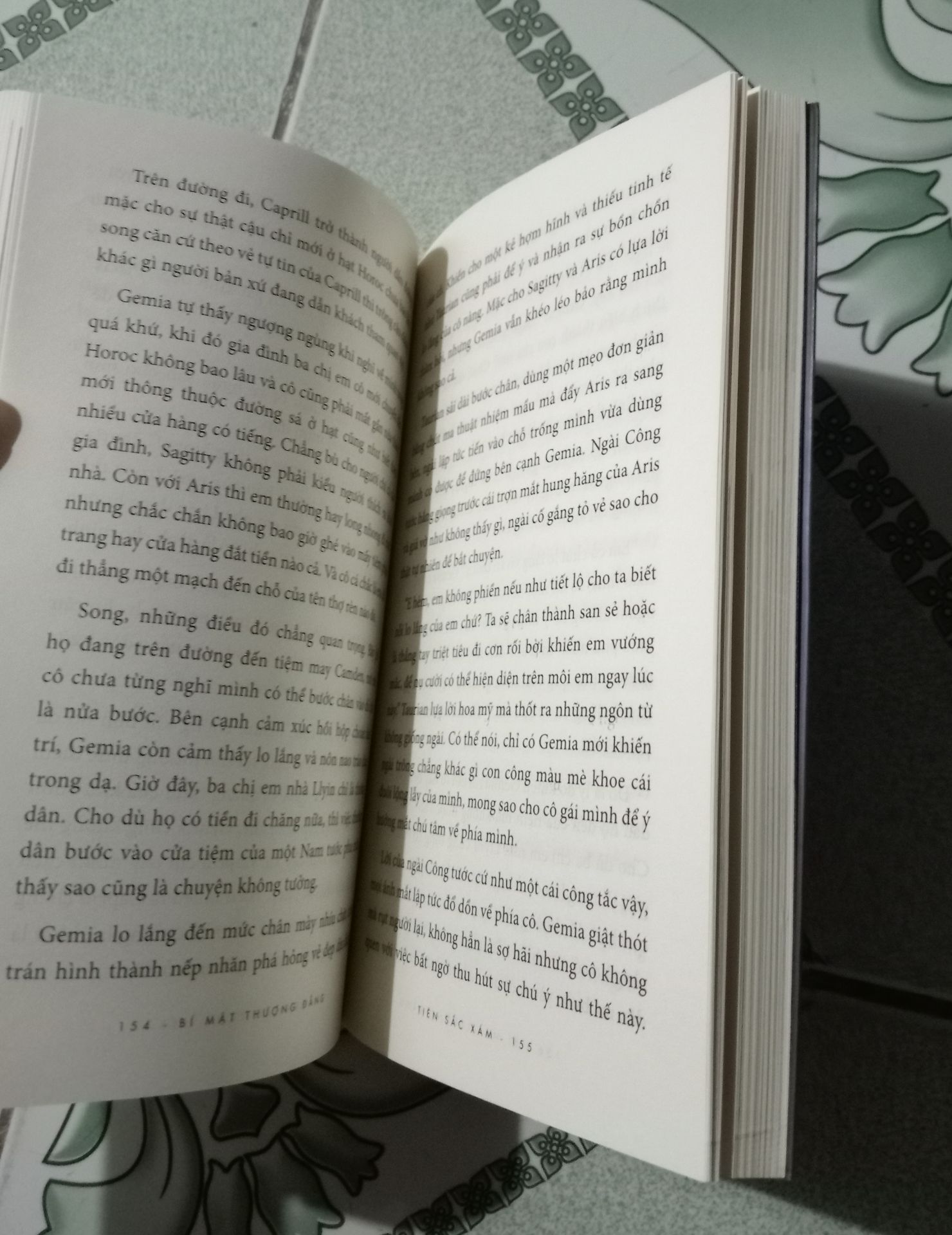 giao hàng nhanh hơn dự kiến, sách đẹp, shipper thân thiện