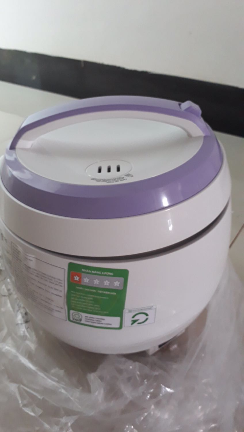 Sản phẩm nhìn rất đẹp, hàng được gói cẩn thận, chưa dùng nên mình chưa biết cơm nấu ngon hay không.