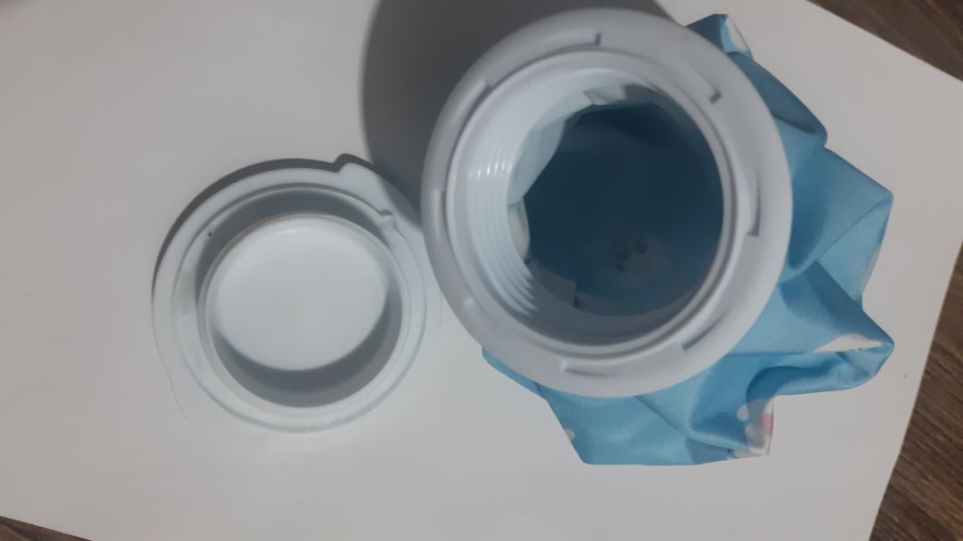 hàng từ TQ. chất lượng trung bình. hơi rỉ nước. Không rõ hàng nào của VN có chất lượng tương đương nên để 3 sao