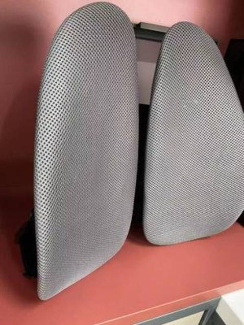 Tựa lưng rất tốt, dùng được cả ghế ô tô, ghế văn phòng, thoáng khí sử dụng được các mùa, mua về bạn bè mượn dùng thử ai cũng khen không còn đau lưng khi ngồi trong văn phòng mỗi ngày. Cảm ơn shop đã mang đến một sản phẩm tốt và hợp túi tiền.
shop giao nhanh rất hài lòng Tựa lưng rất tốt, dùng được cả ghế ô tô, ghế văn phòng, thoáng khí sử dụng được các mùa, mua về bạn bè mượn dùng thử ai cũng khen không còn đau lưng khi ngồi trong văn phòng mỗi ngày. Cảm ơn shop đã mang đến một sản phẩm tốt và hợp túi tiền.
shop giao nhanh rất hài lòng