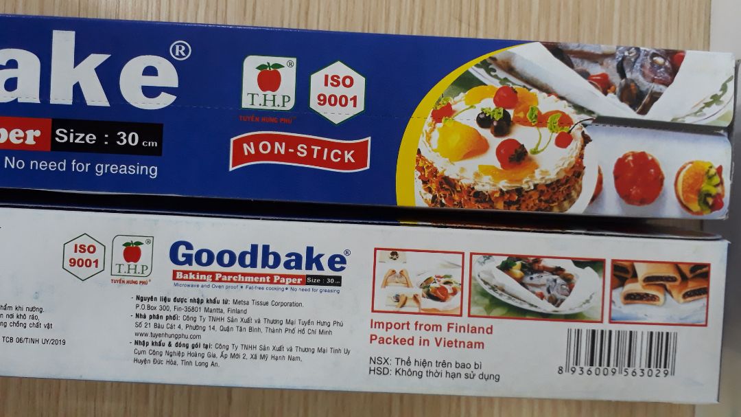 Giấy chất lượng rất tốt, nhập khẩu từ Finland, đóng gói tại VN thui, mình nghĩ là sẽ chất lượng và an toàn hơn nhìu so vs giấy đục lỗ xuất xứ TQ, mà giá lại rất hợp lý nữa. Mua về xog tự đục lỗ cũng đc:)) Nhãn mác rõ ràng, ngày sx mới T6/2021, giấy còn có phần cắt nữa. Shop giao nhanh và đóng gói cẩn thận. Rất hài lòng. Cảm ơn shop và tiki nhìu, sẽ tiếp tục ủng hộ lần sau^^