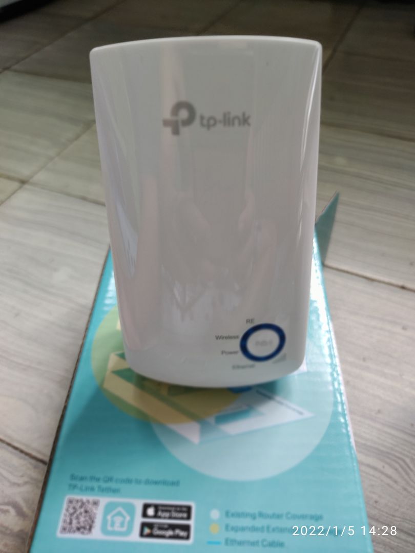 Thiết bị mở rộng sóng wifi, nếu cài đặt theo hướng dẫn như quảng cáo thì tầm 30' là xong, còn cài đặt theo catalogue thì kẻ mù công nghệ như túi là bó tay ! Chỉ cần nhìn hình ảnh gửi kèm là biết sản phẩm như thế nào rồi !?