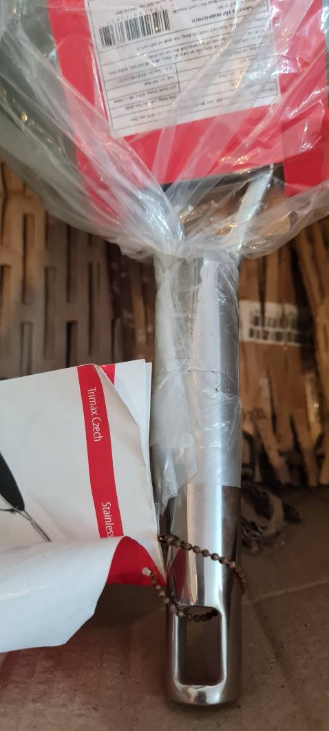 Sản phẩm như hàng tồn kho. Túi bóng bọc đã đổi màu. Sách hướng dẫn nhàu nát. Dây đeo sách hướng dẫn bằng kim loại đã han gỉ. Xem hình đính kèm