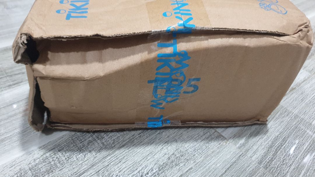 cho 3 sao vì thùng hàng bị rách, đóng gói sơ sài quá ko có lót túi khí chống va đập, nhận hàng nhìn shop đóng hàng mà rầu, sản phẩm dùng tốt, hình ảnh rõ nét, hy vọng shop đóng hàng nên cẩn thận hơn