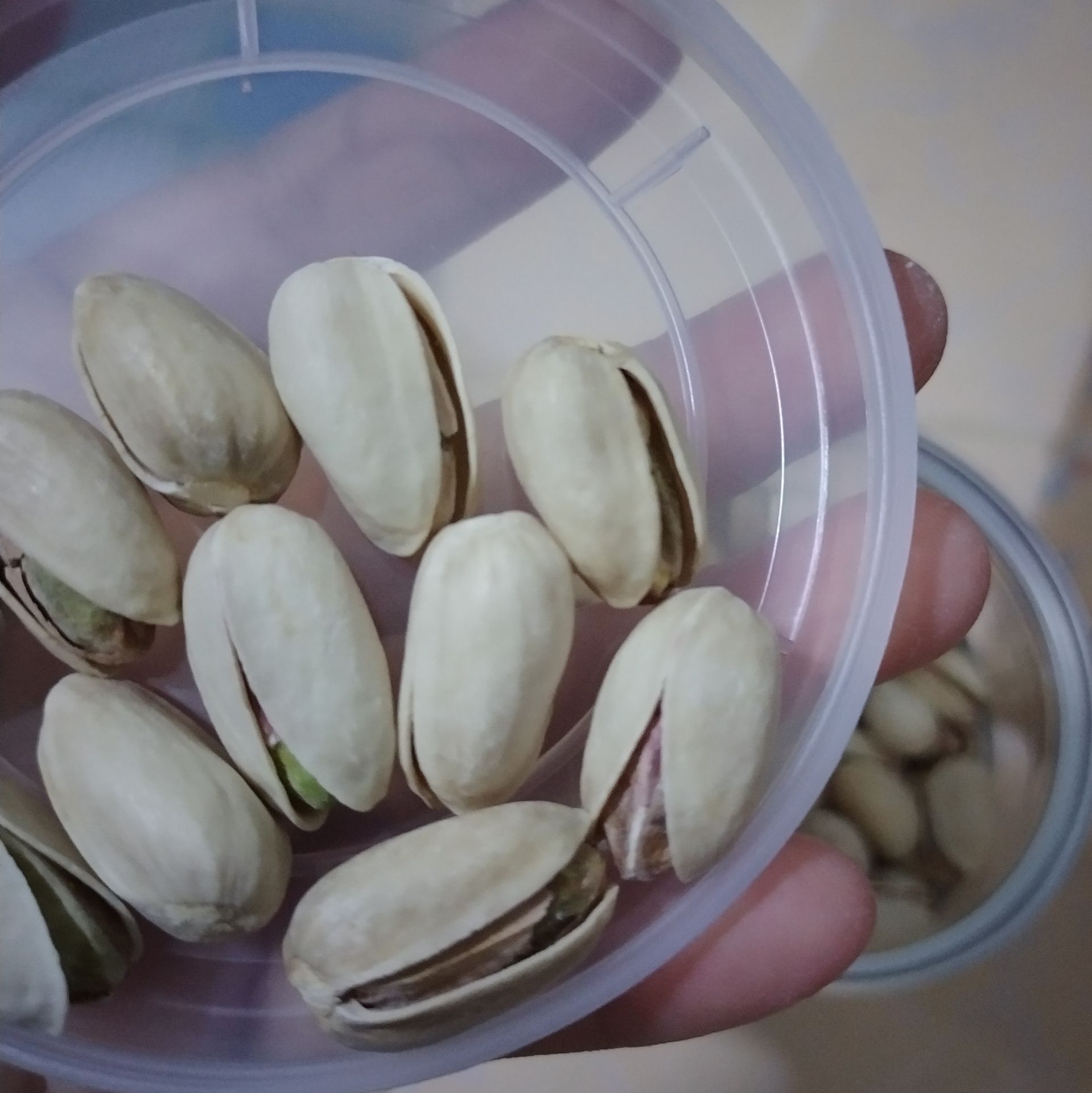 Hàng mới,đóng gói cẩn thận, giá tốt , hạt đẹp ăn rất là ngon . Giao hàng nhanh chóng .