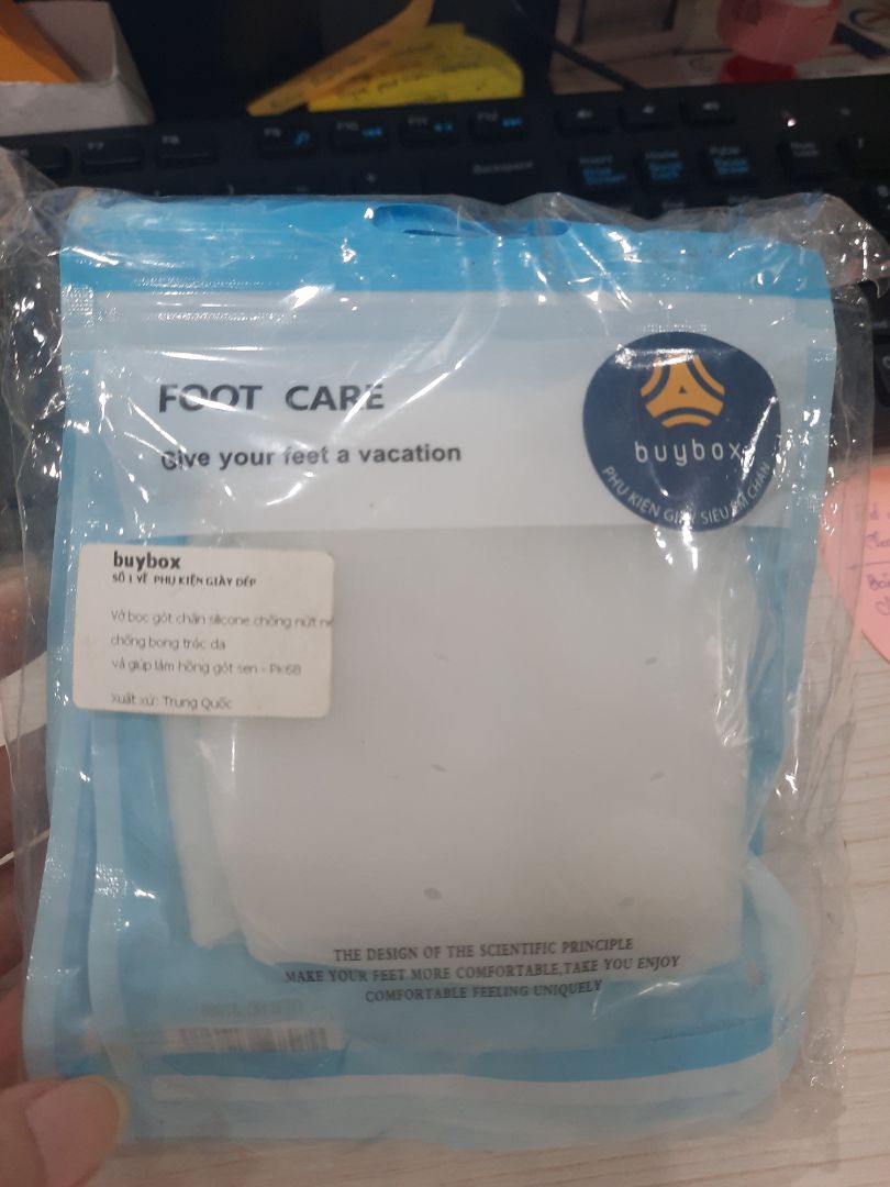 silicon mềm mịn, mang trong văn phòng có máy lạnh 1 hồi cũng đổ mồ hôi chân ướt nhẹp