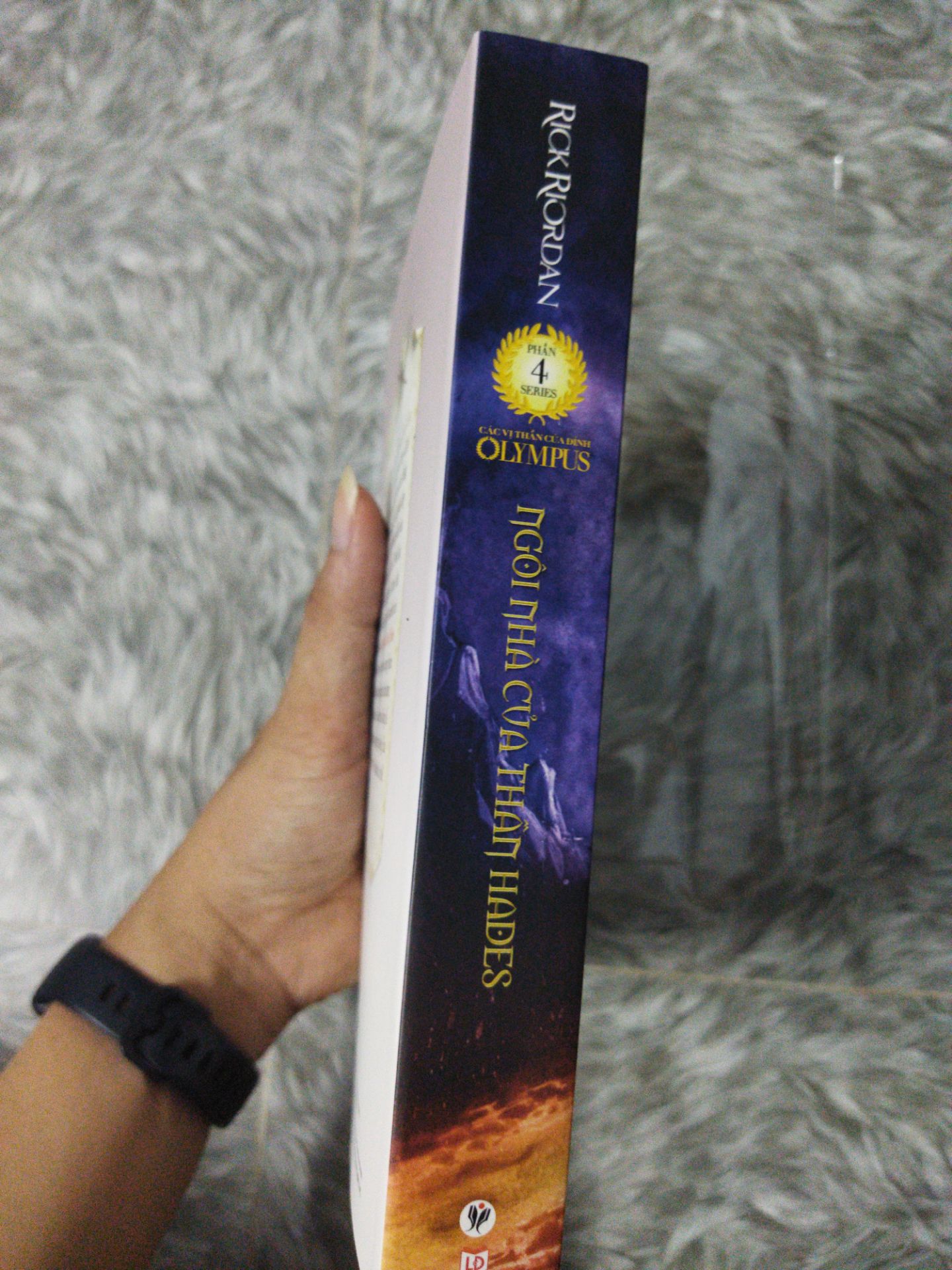 sách đẹp, rất mới, còn nguyên màng bọc, đóng gói kỹ càng, giao hàng nhanh