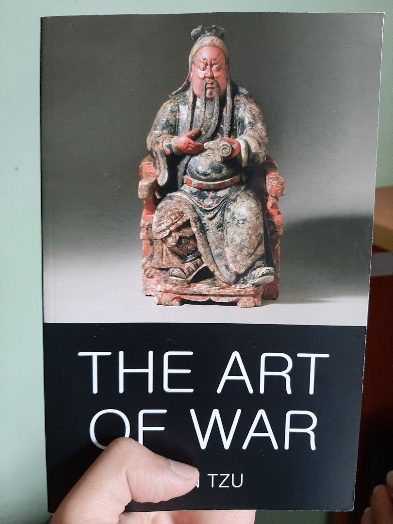 Sách rất sạch và mới. Nội dung chính của sách ngắn hơn mình tưởng tượng, nhưng giá trị thì xứng đáng với số tiền đã bỏ ra