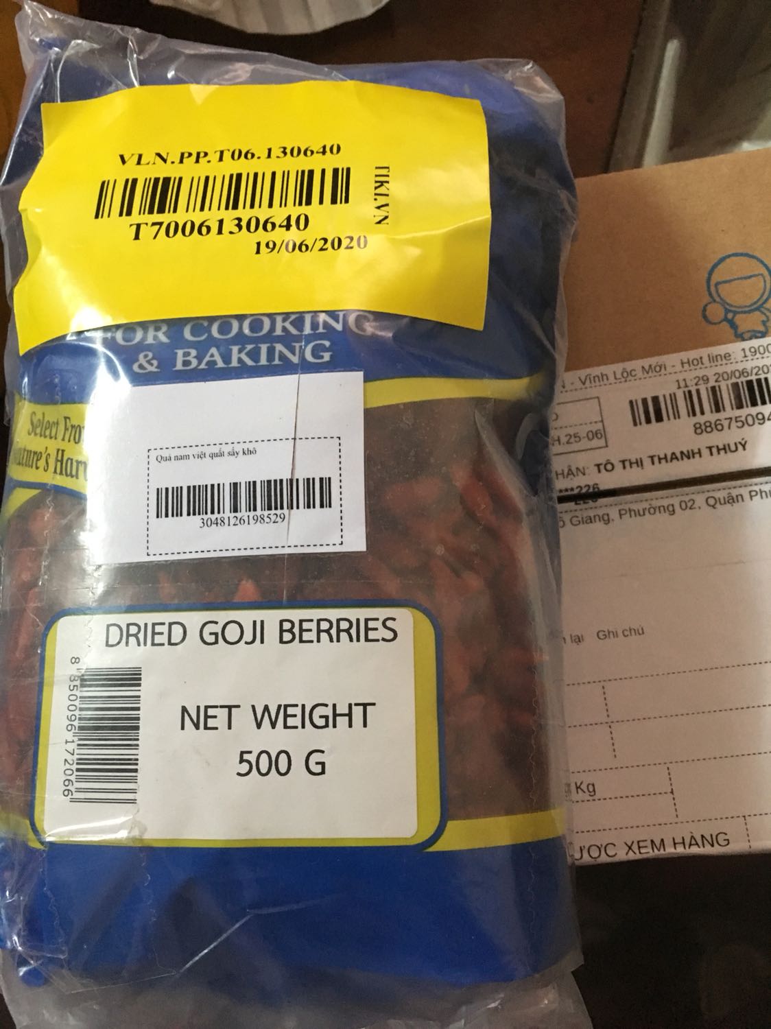 tại sao tôi mua 1 kg nam việt quốc mà lại giao cho tôi 1/2 kg trái kỹ tử?