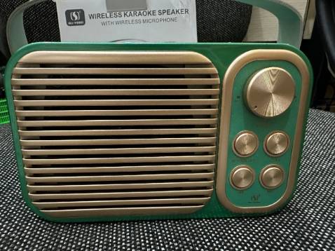 Loa YS104 mình có mua 1 lần rồi thấy quá ưng, nên mình mua thêm cho người thân dùng nghe nhạc ổn lắm nhé, có mic hát karaoke khá ổn. Loa YS104 mình có mua 1 lần rồi thấy quá ưng, nên mình mua thêm cho người thân dùng nghe nhạc ổn lắm nhé, có mic hát karaoke khá ổn.