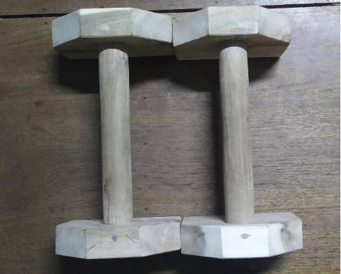 Cầm chắc tay, nhẹ, sau 1 thời gian tập calisthenics nhìn chung thì bền, hài lòng!