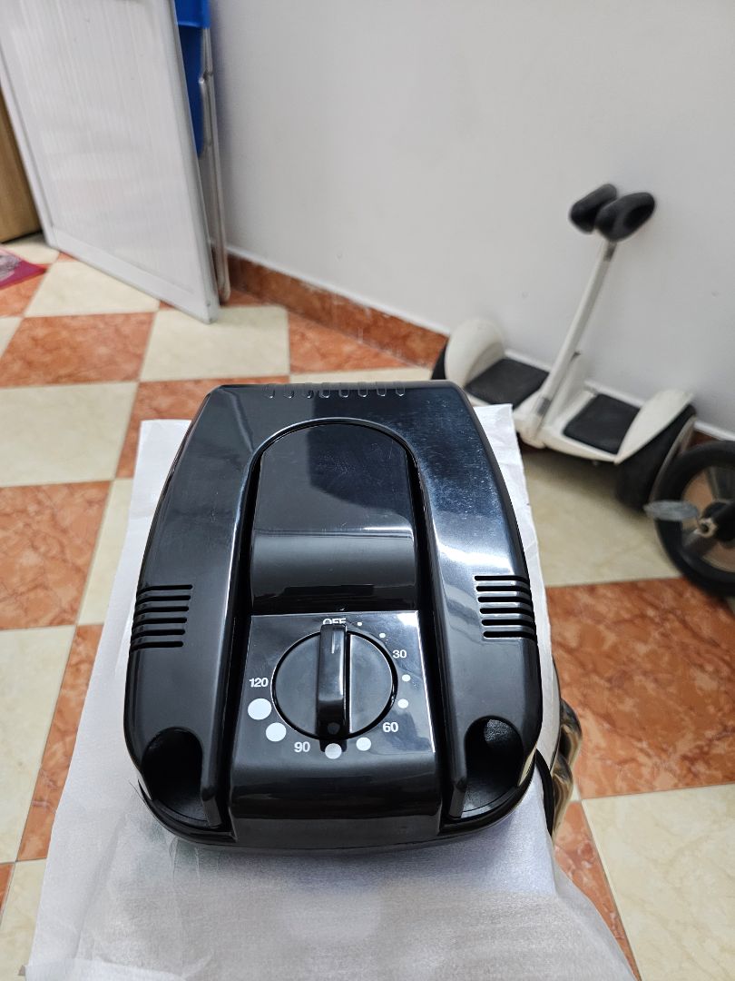 Khá ổn nha...ngoài việc không có công tắc tắt mở nguồn ra thì dùng cũng ổn và dùng sấy khô được cả nón vải luôn...