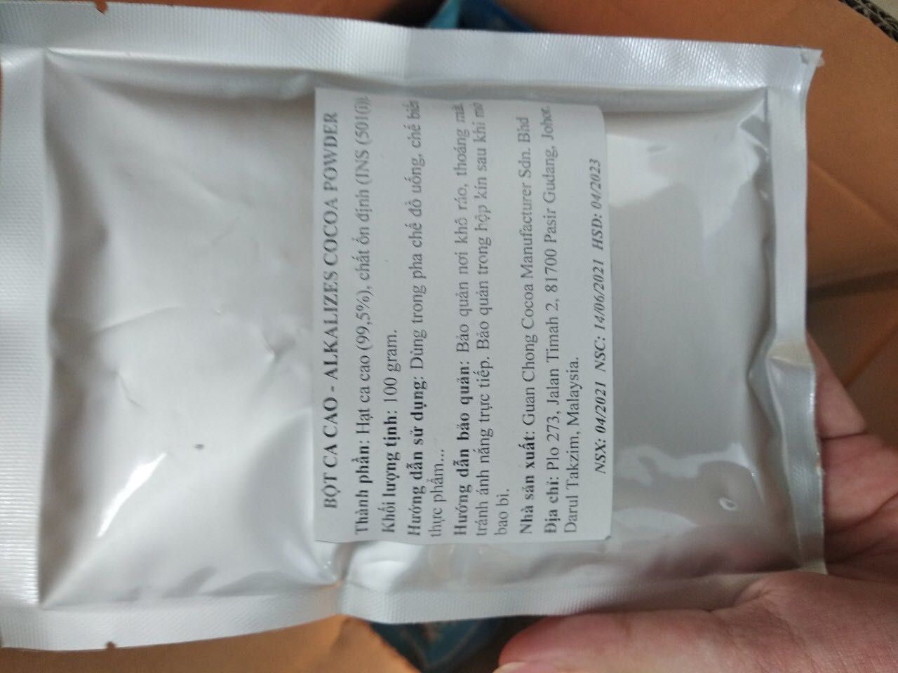 Đóng gói cẩn thận. Bảo bì có vẻ hàng tốt chứ chưa sử dụng.
Hàng ok, dễ làm, trẻ con rất thích!