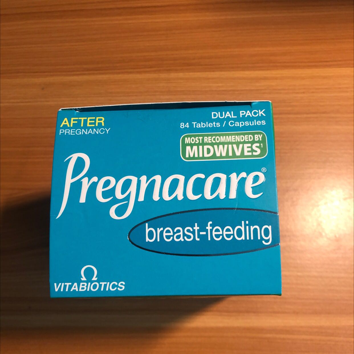 Shop giao hàng nhanh, trả lời tin nhắn cũng nhanh. 
Sản phẩm date xa, mã in trên hộp khớp với mã in trên vỉ thuốc, có dán dấu tròn nên chắc là hàng chính hãng.