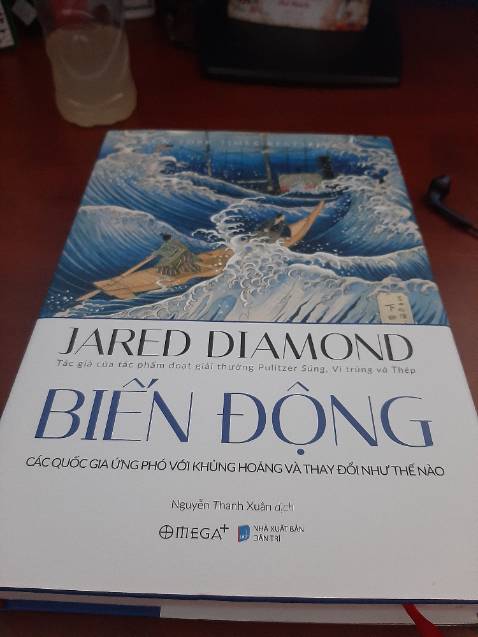 Sách có bọc seal, k bị gãy mép, ship hàng nhanh