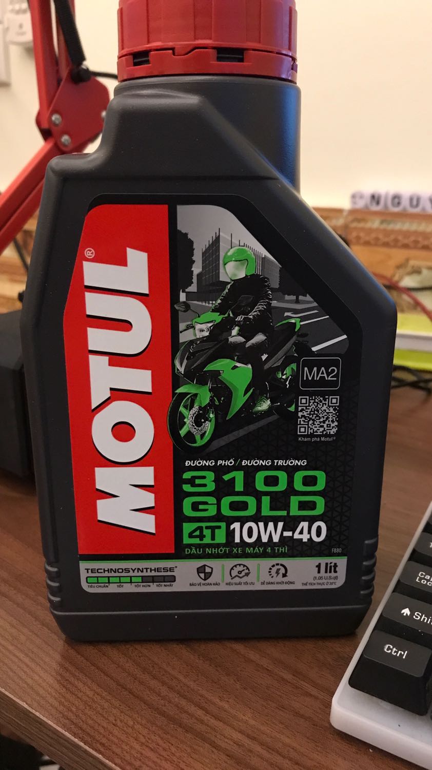 Bên shop gửi nhầm sp( mình đặt sliver lại gold)