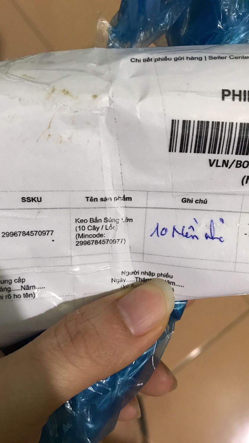 Rõ ràng mình đọc kỹ về sản phẩm, ghi cây lốc lớn, đường kính 1cm. Vậy mà khi giao hàng thì lại là cây keo nhỏ, nên không thể chấp nhận được!