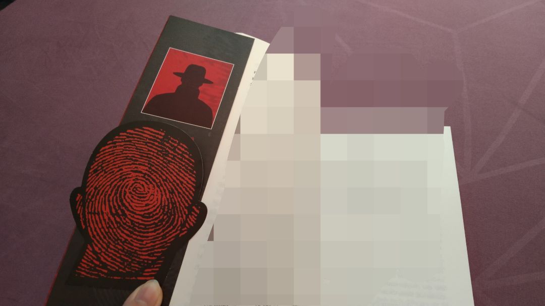 Bìa cứng ổn, art và nội dung bên ngoài đẹp có hứng đọc, khi giao hành không bị móp hay trầy xước gáy sách. Nội dung thì mình ch đọc vì thấy mn review cuốn này hay nên mua về đọc thử ,với lại cuốn này viết về vấn đề tâm lý học đề tài mình hay tò mò:^)