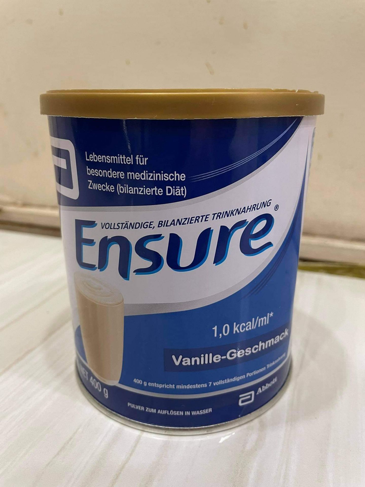 Hộp sữa hơi móp, nhưng thôi vị sữa vẫn chất lượng, nên thôi không sao Hộp sữa hơi móp, nhưng thôi vị sữa vẫn chất lượng, nên thôi không sao